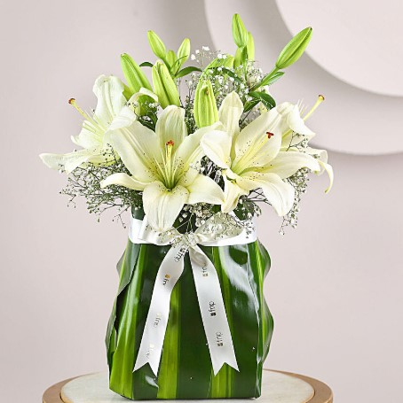 Moonlight Bouquet Of Lilies
