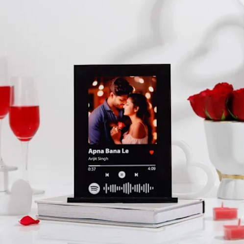Personalized Musical Couple's Photo Frame