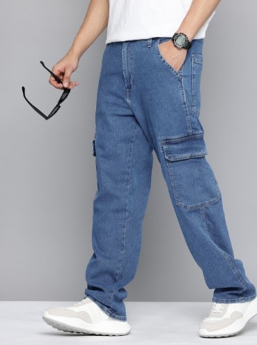 Levis Men 568 Loose Fit Stretchable Cargo Jeans