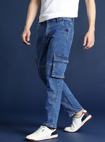 Mast & Harbour Men Light Fade Regular Fit Pocket Detail Jeans