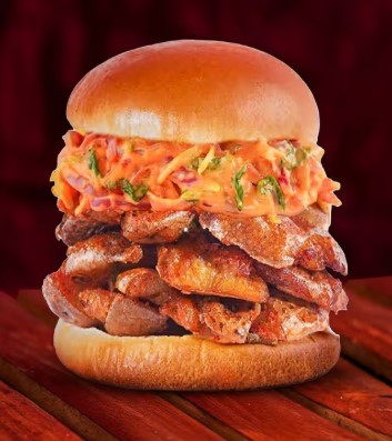 Chipotle Crunchy Aloo Burger