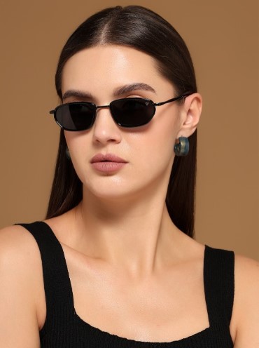 Unisex Rectangle Sunglasses with Polarised and UV Protected Lens