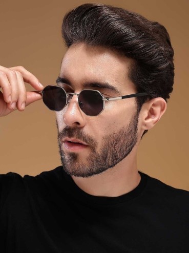 Unisex Black Lens & Silver-Toned Round Sunglasses with UV Protected Lens