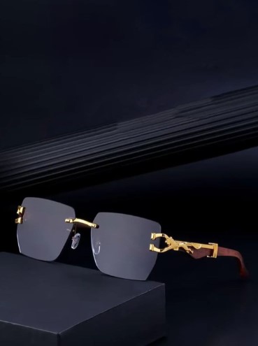Men Rectangle Sunglasses with UV Protected Lens