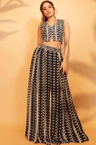 Blend Black Mirror Work Co-ord Set with Embroidery – Festive & Party Wear